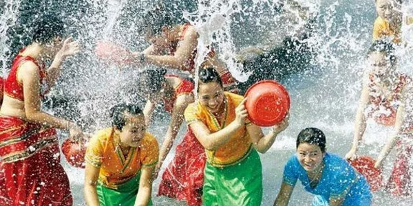 1556505186917599.jpg 配图5 云和数据2019年五一劳动节放假通知.jpg