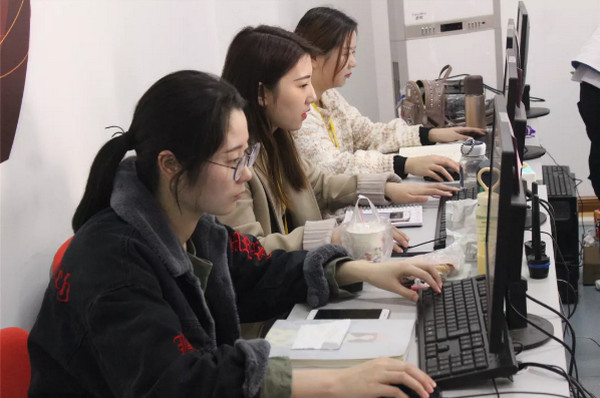 1558749253482019.jpg 配图4 云和数据给你看得见的未来.jpg